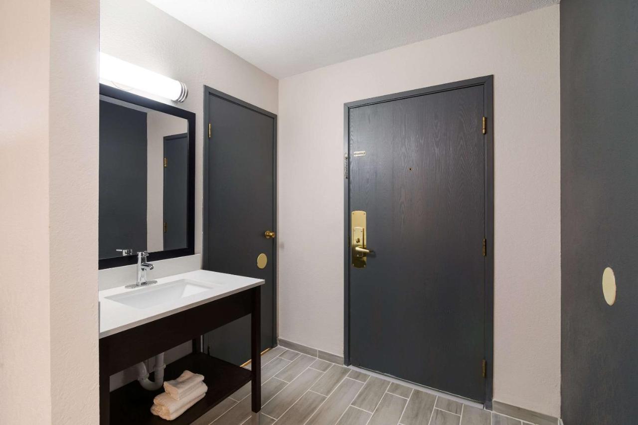 Econo Lodge Williston Ngoại thất bức ảnh