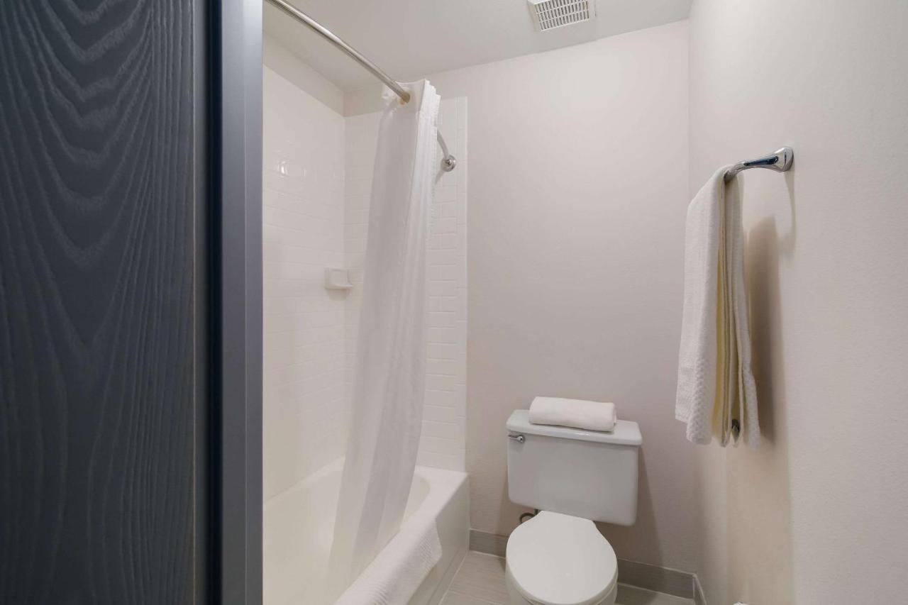 Econo Lodge Williston Ngoại thất bức ảnh